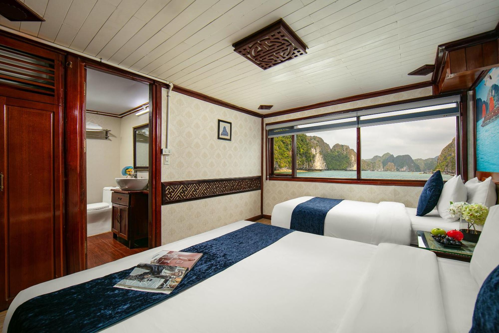 Fantasea Imperial Cruise Hotel Ha Long Buitenkant foto
